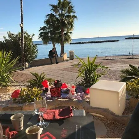 Apartsuite Jardin Cap 3000 Bord De Appartement Saint-Laurent-du-Var